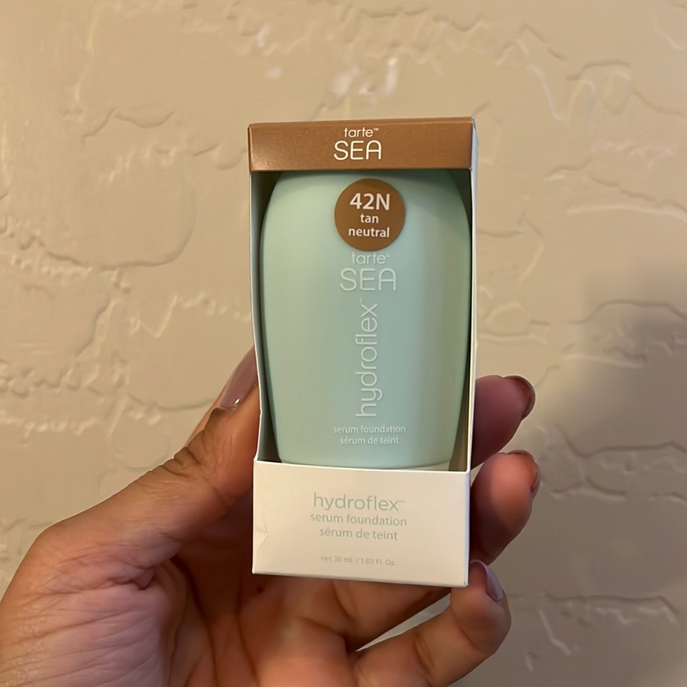 Tarte Hydroflex Foundation: 42N **Brand New**